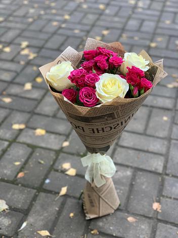 Букет цветов из: Розы в Конышёвке